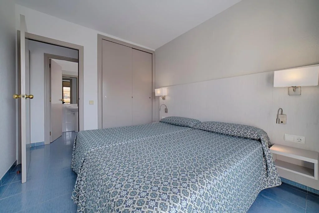 Apartment mit 1 Schlafzimmer (2 Erwachsene + 2 Kinder) — Olimar II