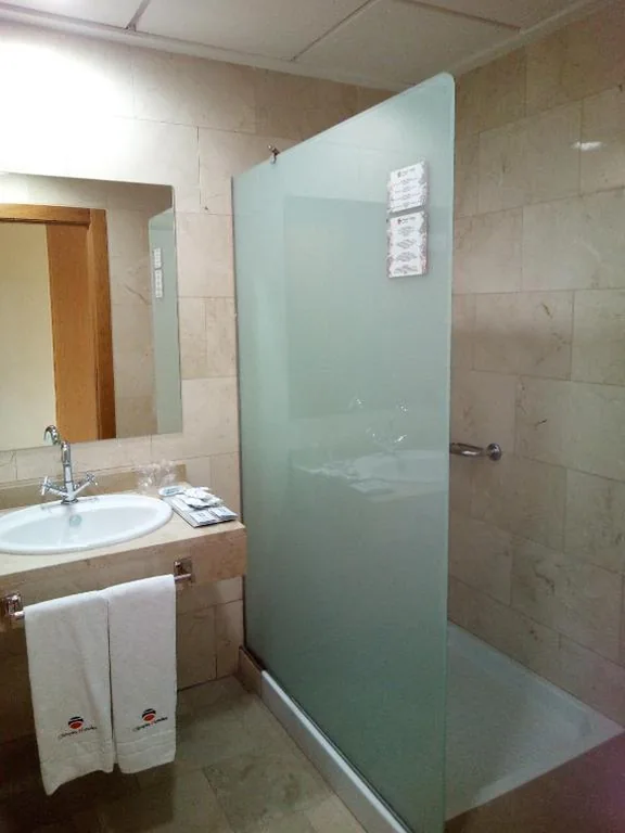 Habitación Doble - 2 camas — Olimpia Hoteles