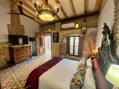 Oliva Courtyard Guesthouse — foto 7