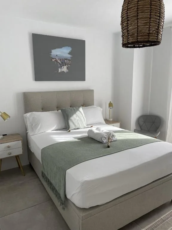 Deluxe-Doppelzimmer mit Dusche — Olive & Ivy Guest House