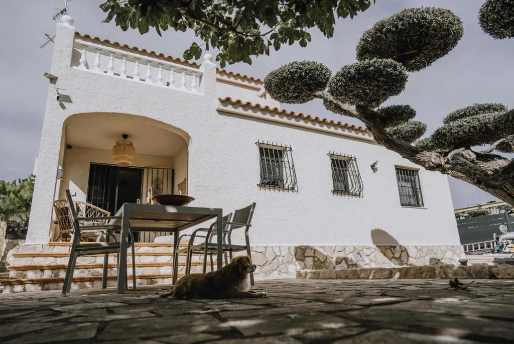 Casa de 3 dormitorios — Oliveres3