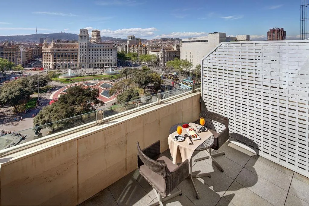 Habitación Doble Superior con terraza — Olivia Plaza Hotel