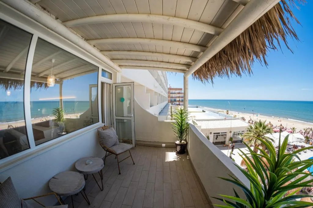 Camera doppia Deluxe — ON Hotels Oceanfront Adults Designed