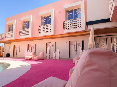 On Pink Motel — foto 7