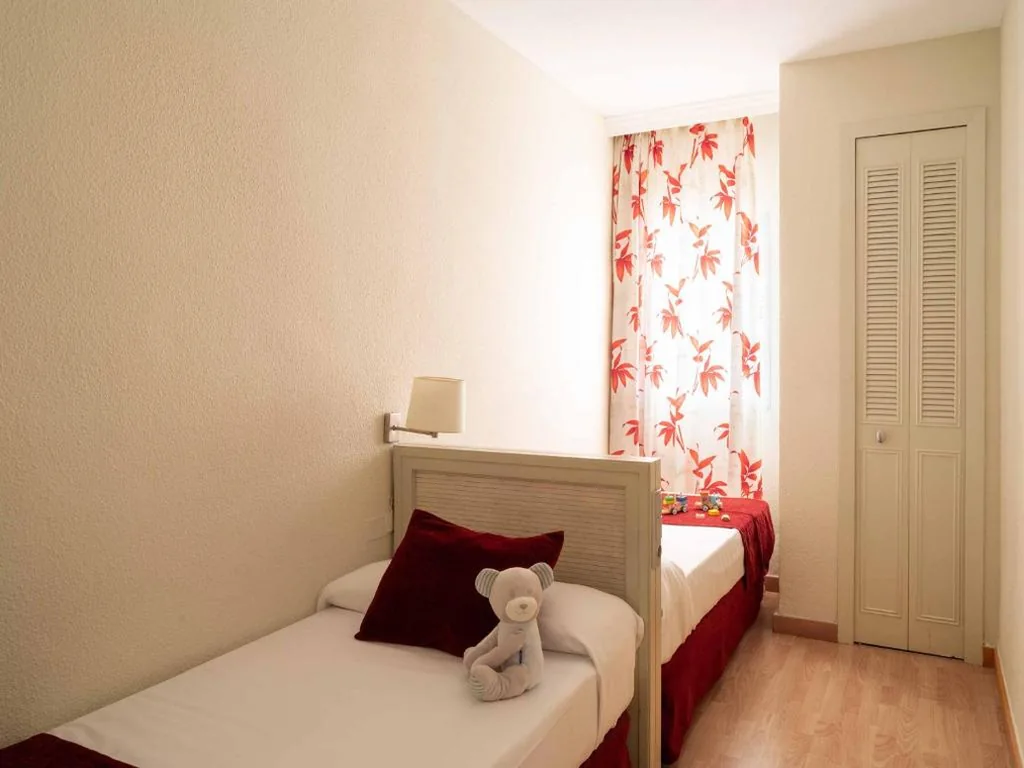 Apartamento de 2 dormitorios con terraza (2 adultos) — Ona Marinas de Nerja Spa Resort