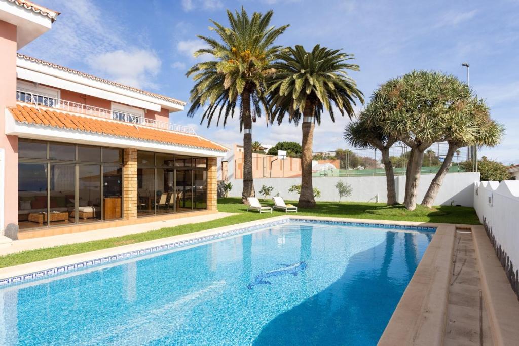 One & Only Sports and Relax Villa by Eden Rentals