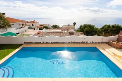One & Only Sports and Relax Villa by Eden Rentals — photo 9