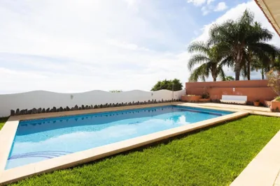 One & Only Sports and Relax Villa by Eden Rentals — photo 10