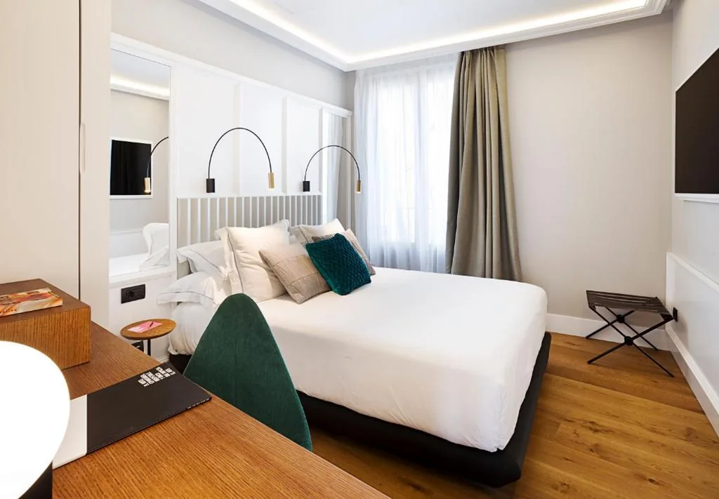 Habitación Doble Económica — One Shot Conde Torrejón