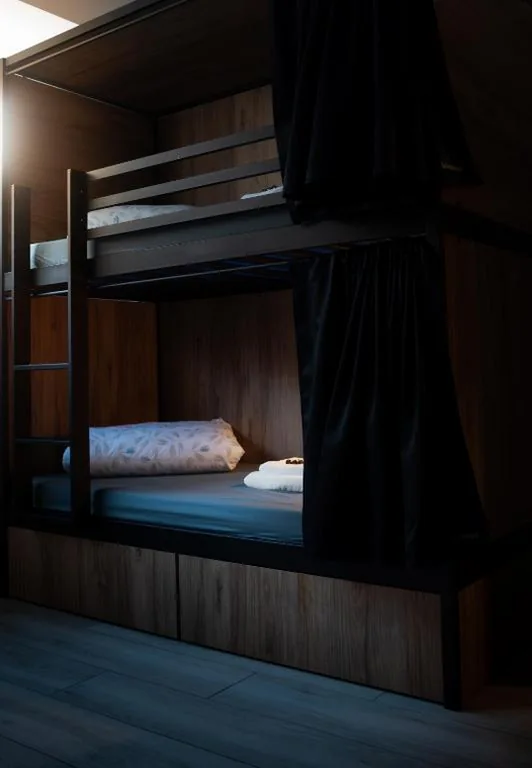 Bett im Frauenschlafsaal mit 6 Betten — Only for Women Hostel Madrid-Sol