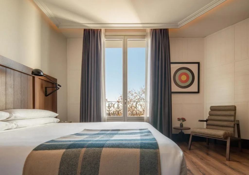 Chambre Double Deluxe avec balcon — Only YOU Hotel Atocha