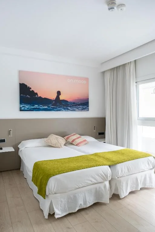 Günstiges Innenzimmer mit inkludiertem Brunch — Onmood Cala Ratjada - Bed & Brunch