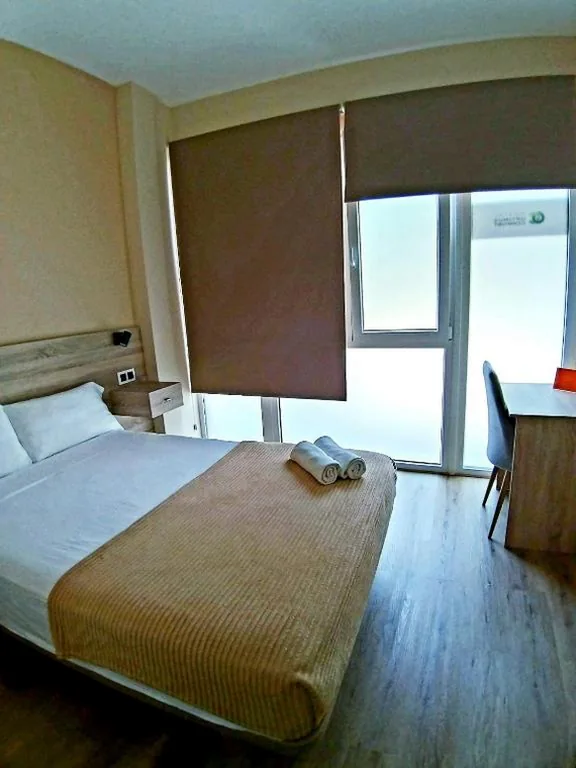デラックスルーム - 大型ベッド1台 — OPTIMUS COMFORT Campoamor 101