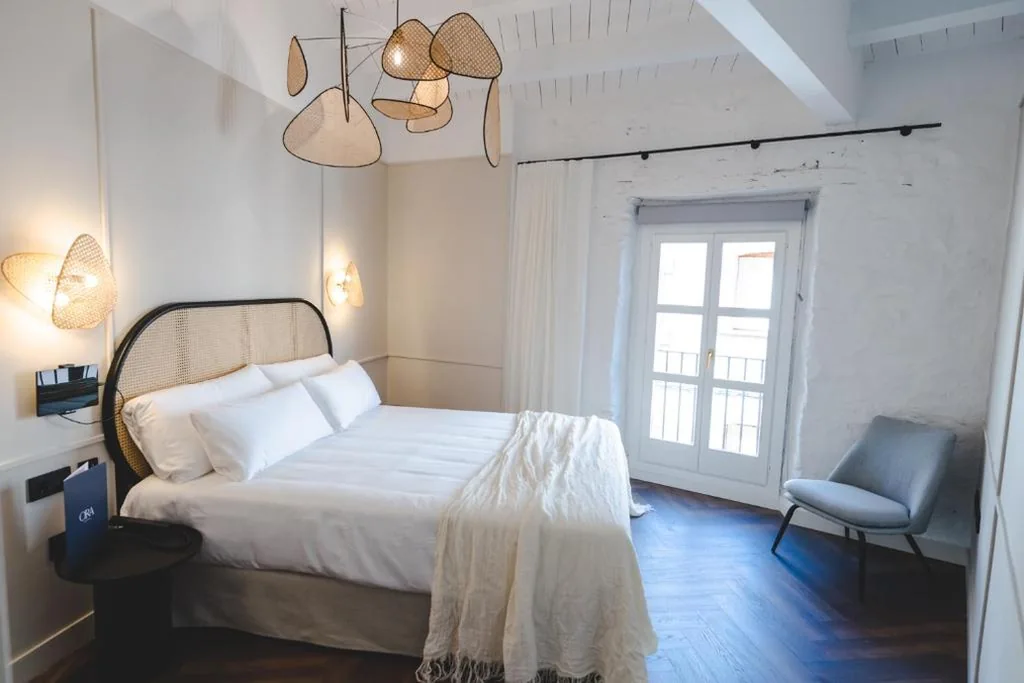 スタンダードダブルルーム — ORA Hotel Priorat, a Member of Design Hotels