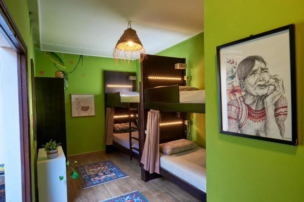 Posto letto in dormitorio misto da 4 posti — Oripando Hostel