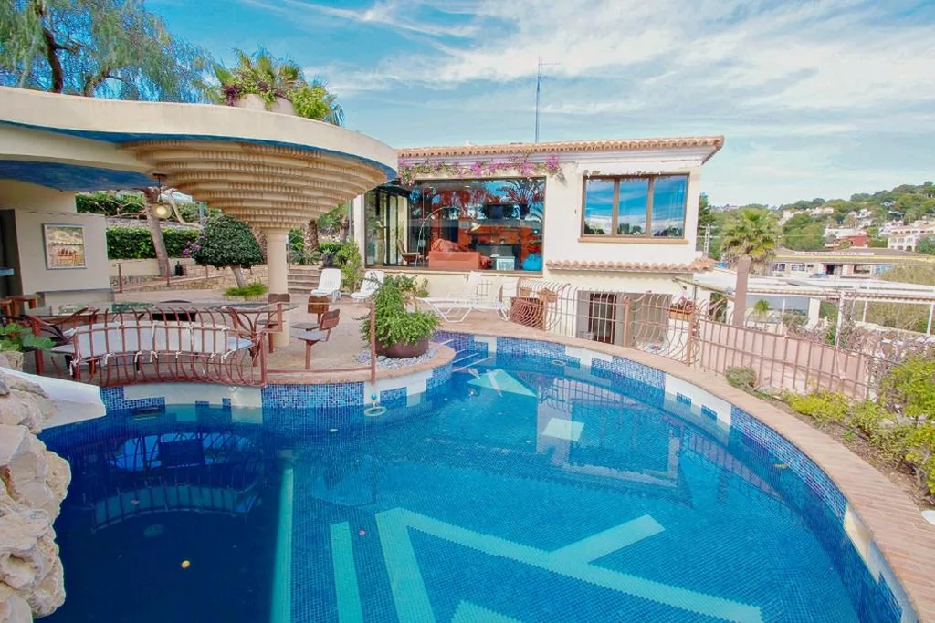 Villa — Orza - holiday home with private swimming pool in Benissa