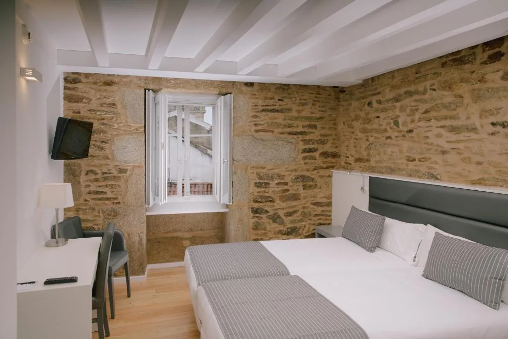 Tweepersoonskamer - 1 of 2 bedden — Os Sobriños Do Pai