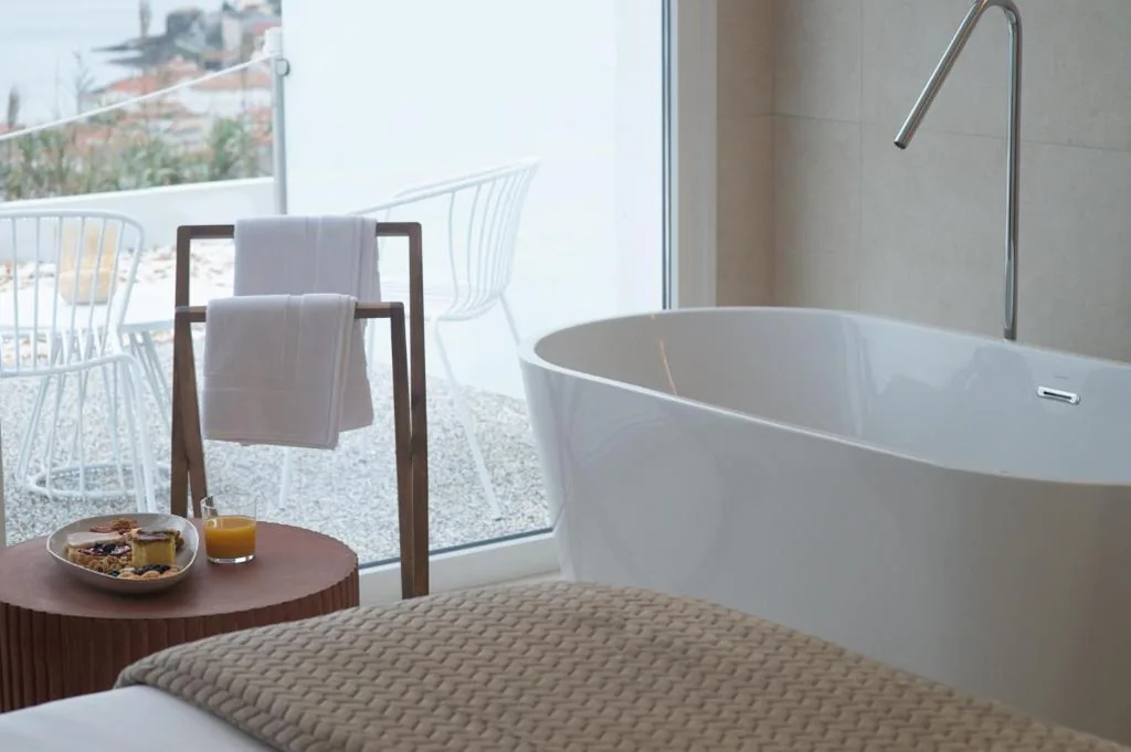 Camera con letto extra-large e vista sul mare — Otantus Hotel