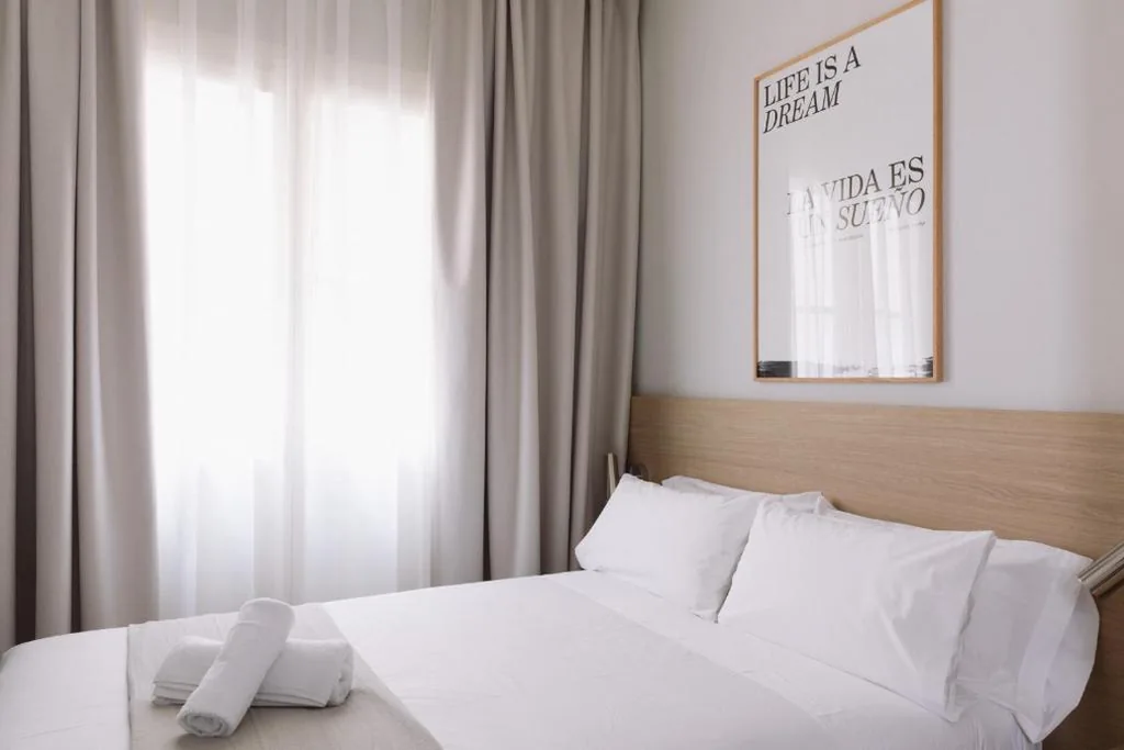 Chambre Double — Outsite Barcelona - Work, Connect, Explore