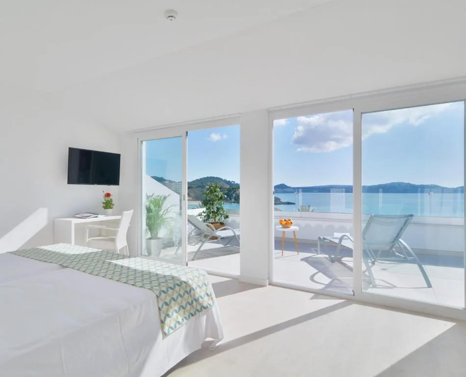 海の景色を望むJunior Suite — Paguera Treff Boutique Hotel