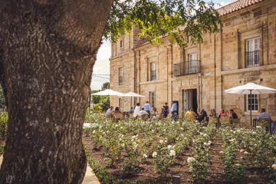 Palacio de los Acevedo — 写真 12