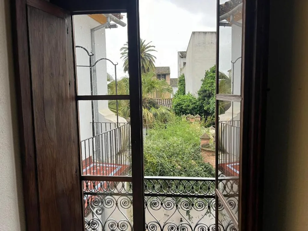 Camera Deluxe con letto extra-large — Palacio de los Angulo casa histórica en el centro de Córdoba