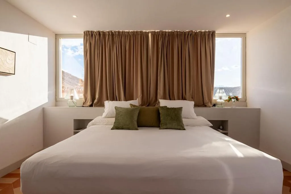 Suite — Palacio de los Leones
