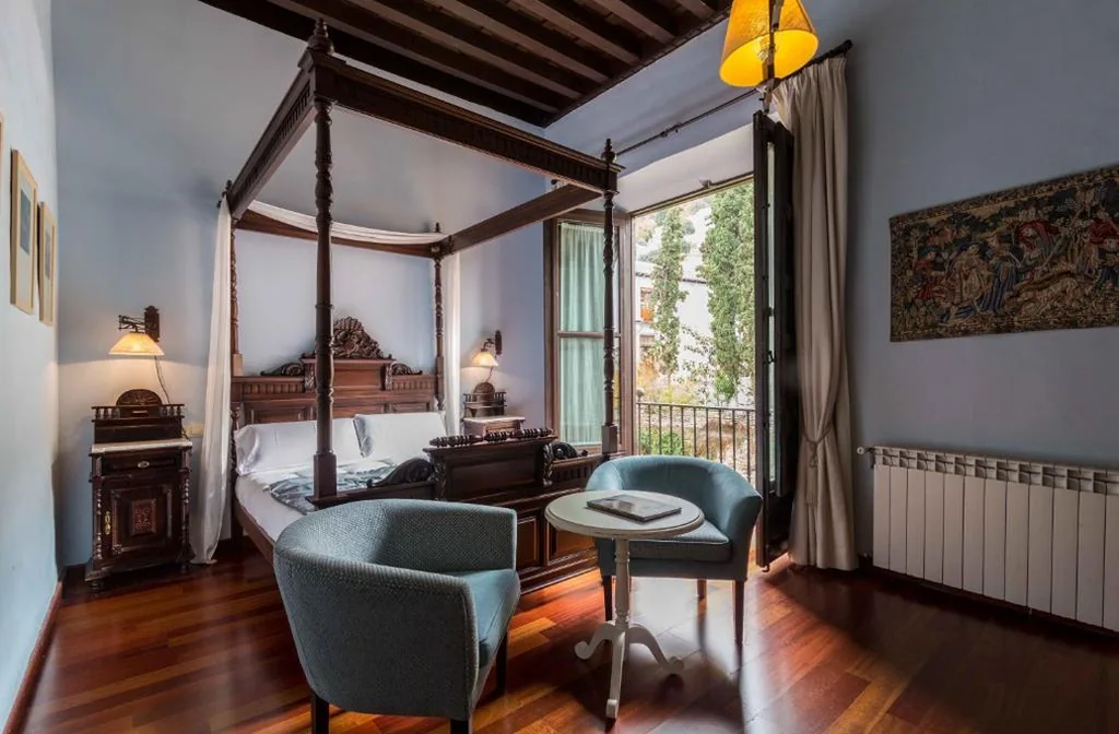 Suite junior avec vue sur l’Alhambra — Palacio de Mariana Pineda