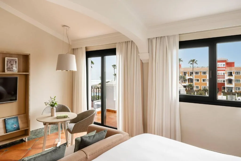 Quarto Premium com vista para o mar — Palacio de Sancti Petri, a Gran Meliá Hotel - The Leading Hotels of the World