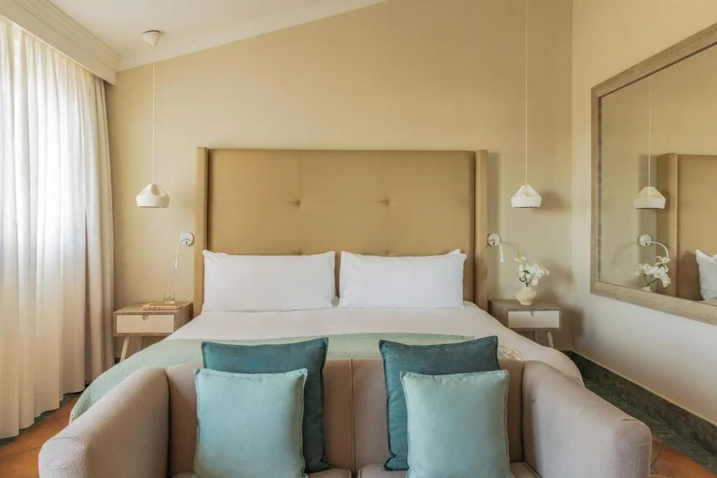 Quarto Premium com vista frontal para o mar — Palacio de Sancti Petri, a Gran Meliá Hotel - The Leading Hotels of the World