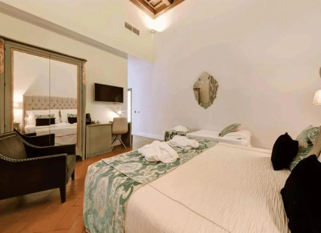 Deluxe-Dreibettzimmer — Palacio Pinello