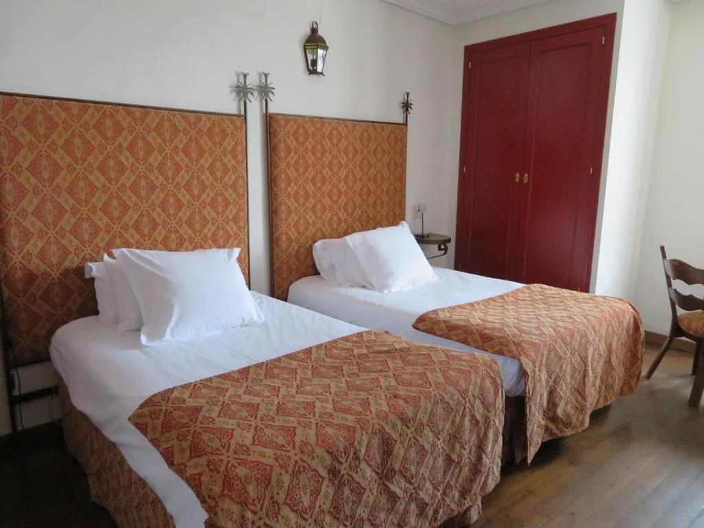 Habitación Doble — Palacio Rejadorada