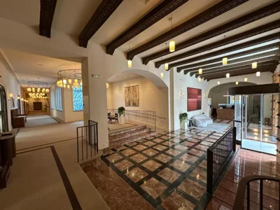 Palacio Valderrabanos — photo 2