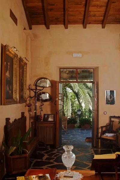 Palacio Viejo de Las Corchuelas — foto 3