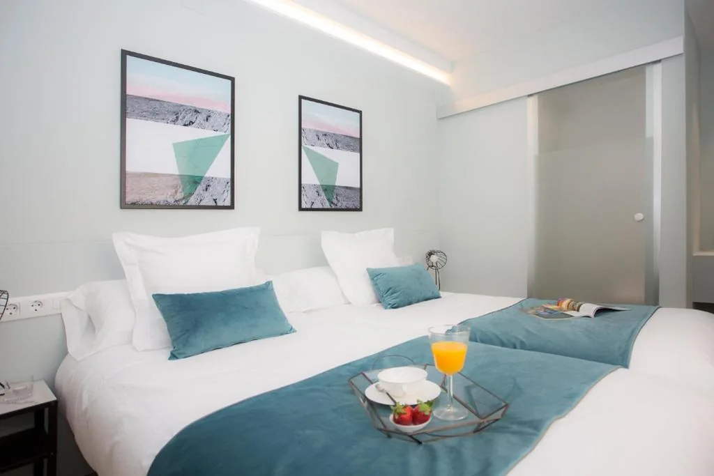 Deluxe-Doppelzimmer mit 2 Betten — Palacios Rooms