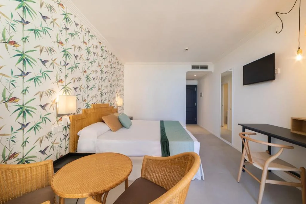 Habitación Cuádruple Estándar — Palas Pineda