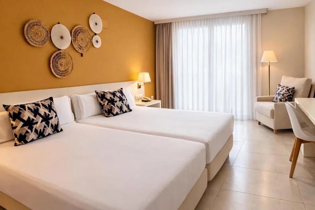 Camera Tripla Deluxe — Palladium Hotel Peñiscola