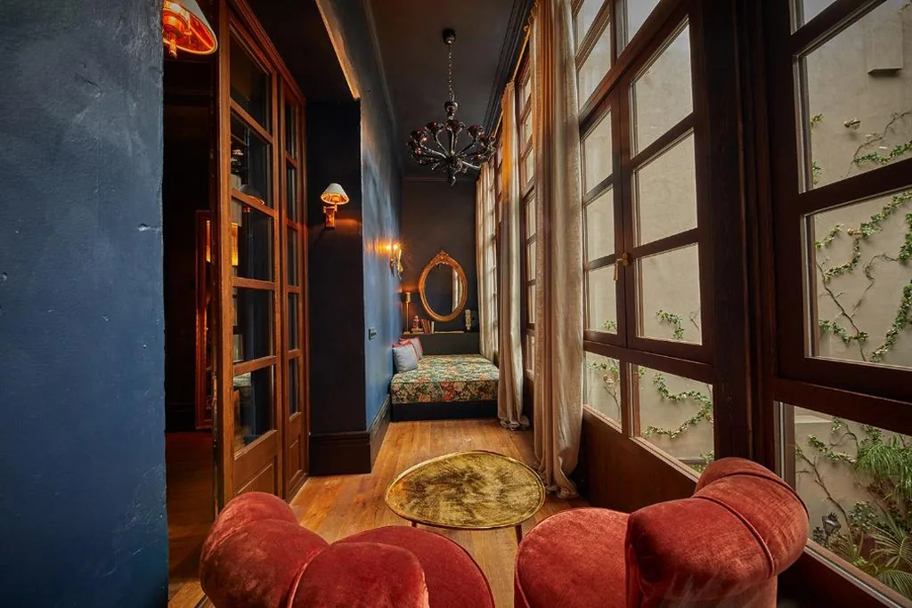 Suite con vistas al patio II — Palma Riad - Adults Only