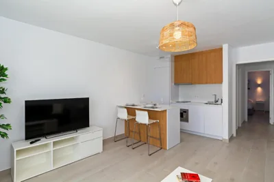 Palmeras Apt - Pool & Terrace - next to Beach — foto 5