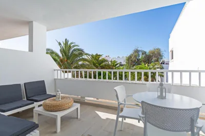 Palmeras Apt - Pool & Terrace - next to Beach — foto 9