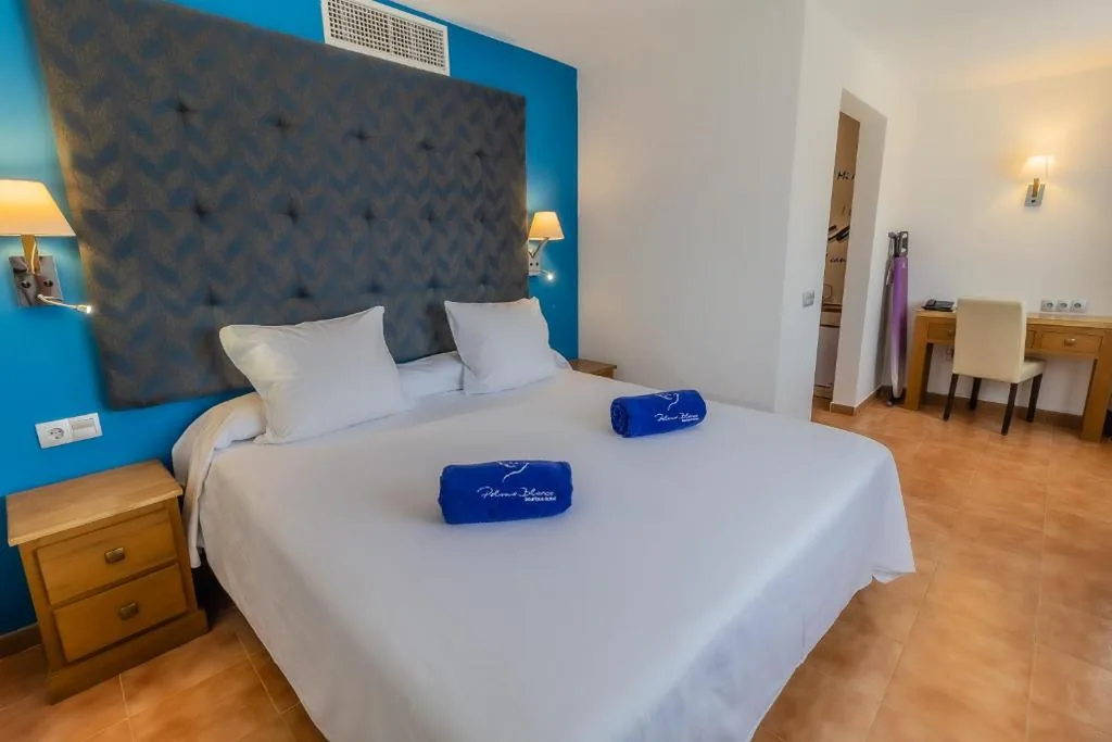 Dreibettzimmer — Paloma Blanca Boutique Hotel