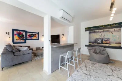 PAMRO moderner Bungalow - 4 Schlafzimmer - 2 Bäder - Whirpool - Ferienanlage mit Pool - Familienfreundlich — foto 3
