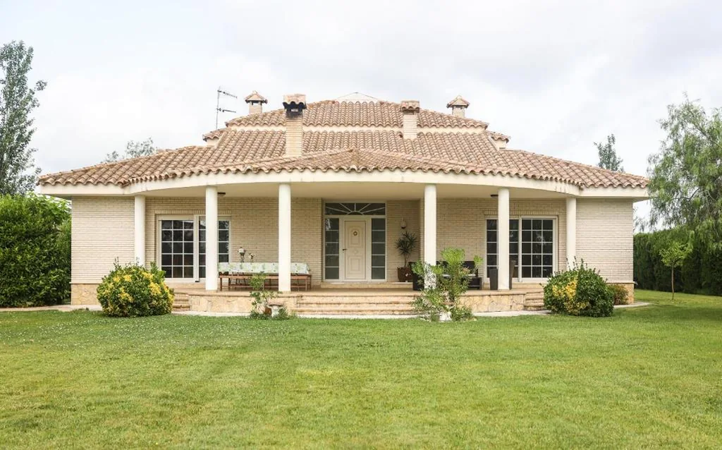 Villa Superior — Paradís de Montse