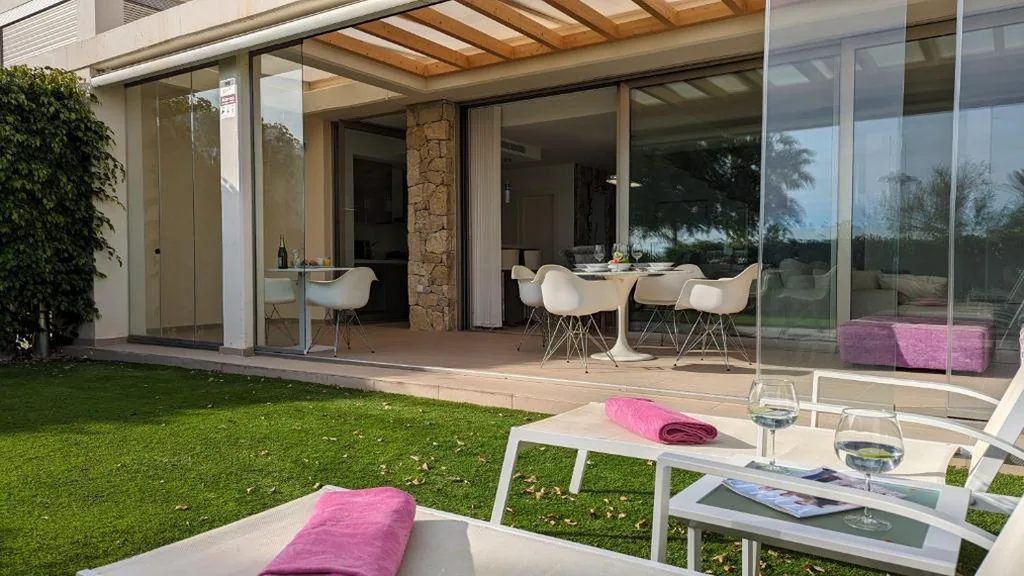 PARADISE beachfront luxury villa
