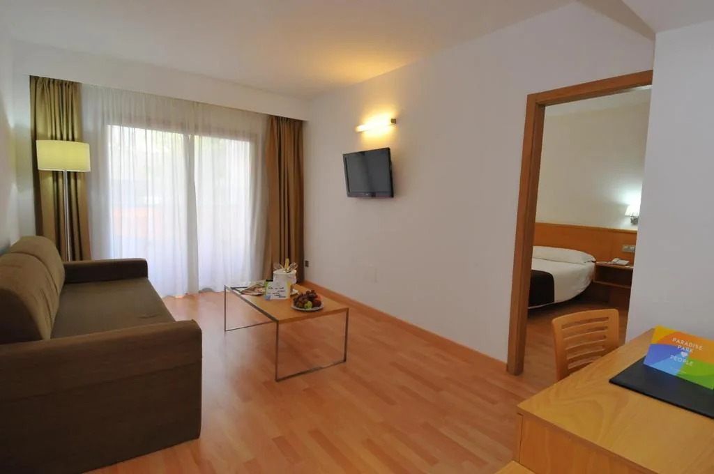 Premium家庭客房（2位成人+2名儿童） — Paradise Park Fun Lifestyle Hotel