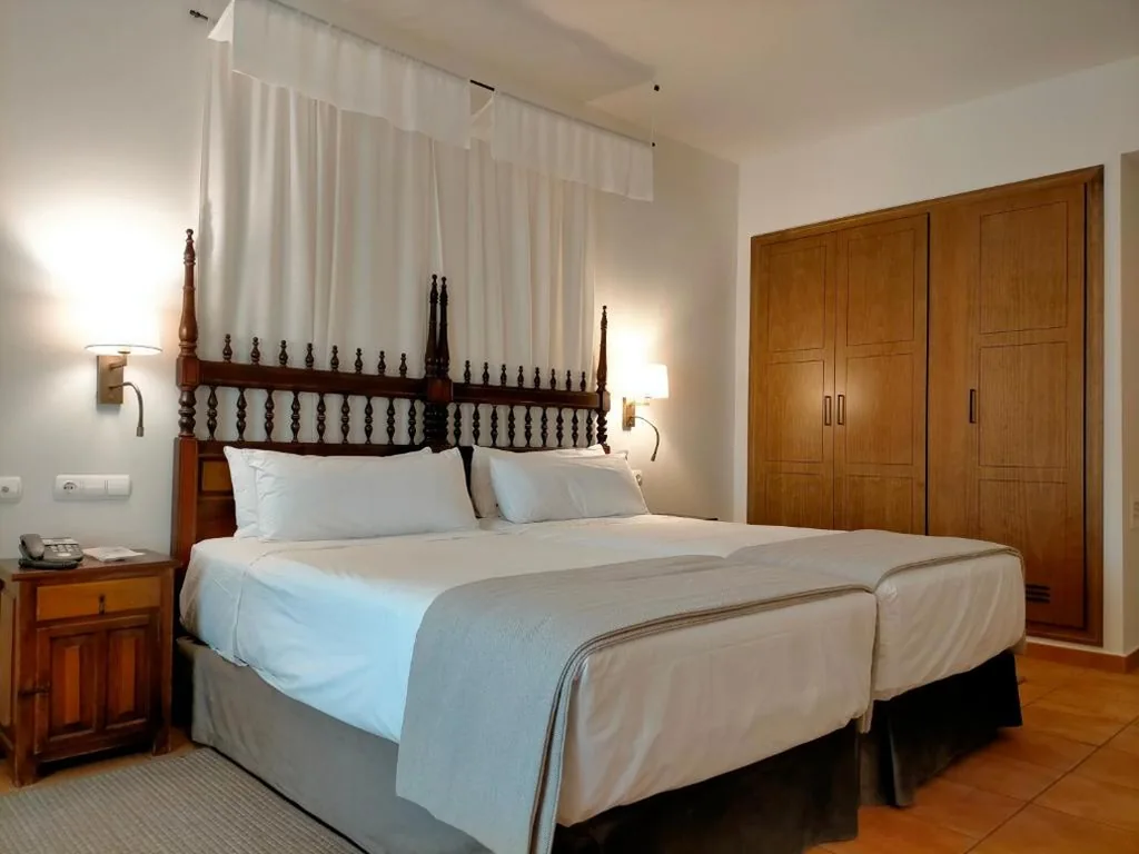 Quarto Duplo Superior - 2 camas — Parador de Benavente