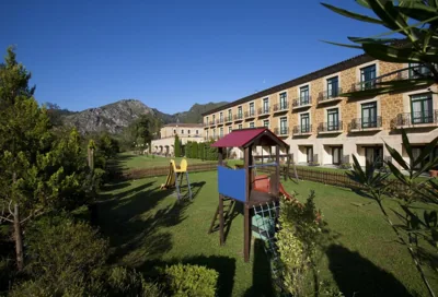 Parador de Cangas de Onís — Foto 2
