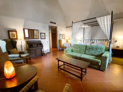 Parador de Cardona — 照片 7
