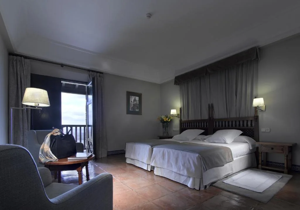 Superior tweepersoonskamer - 2 bedden — Parador de Carmona