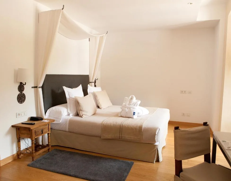 Standard Double Room — Parador de Corias